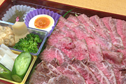 黒毛和牛イチボ肉のたたき弁当
