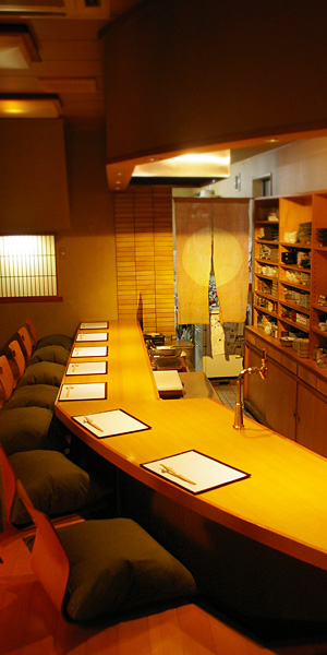 割烹 夢しょうぶ カウンター席